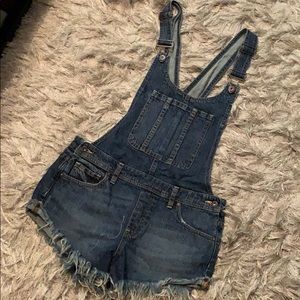 Overall shorts